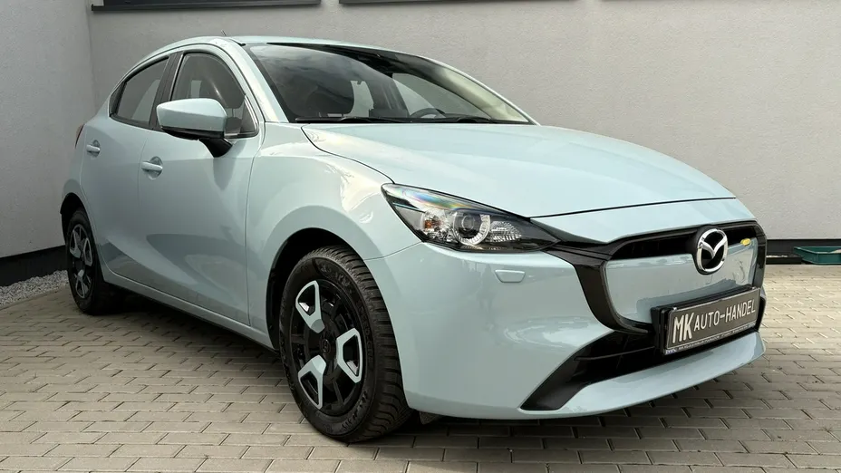 MAZDA 2 -