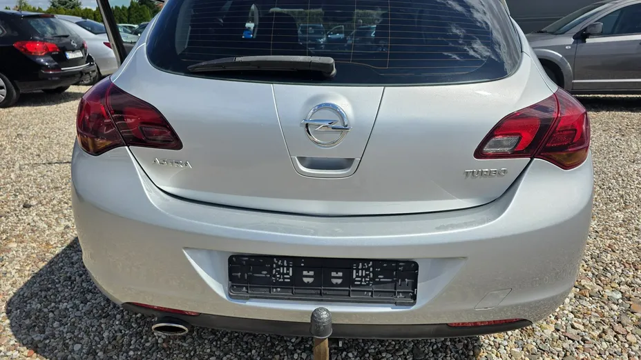 OPEL Astra -