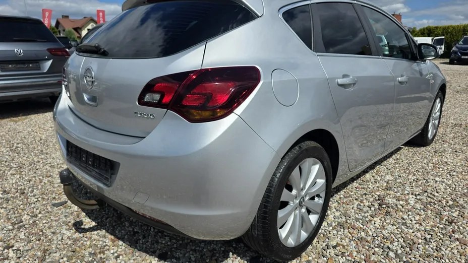 OPEL Astra -