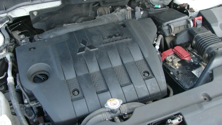MITSUBISHI ASX -