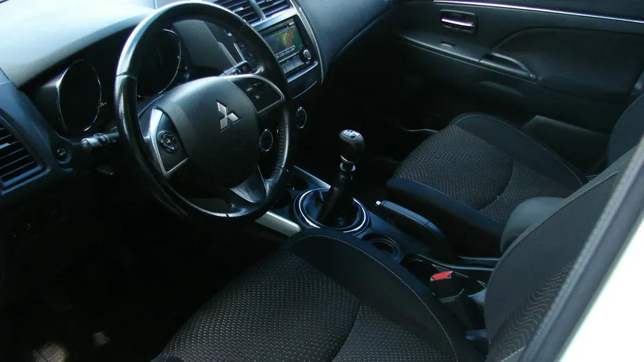 MITSUBISHI ASX -