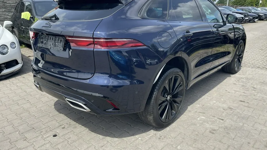 JAGUAR F-Pace -