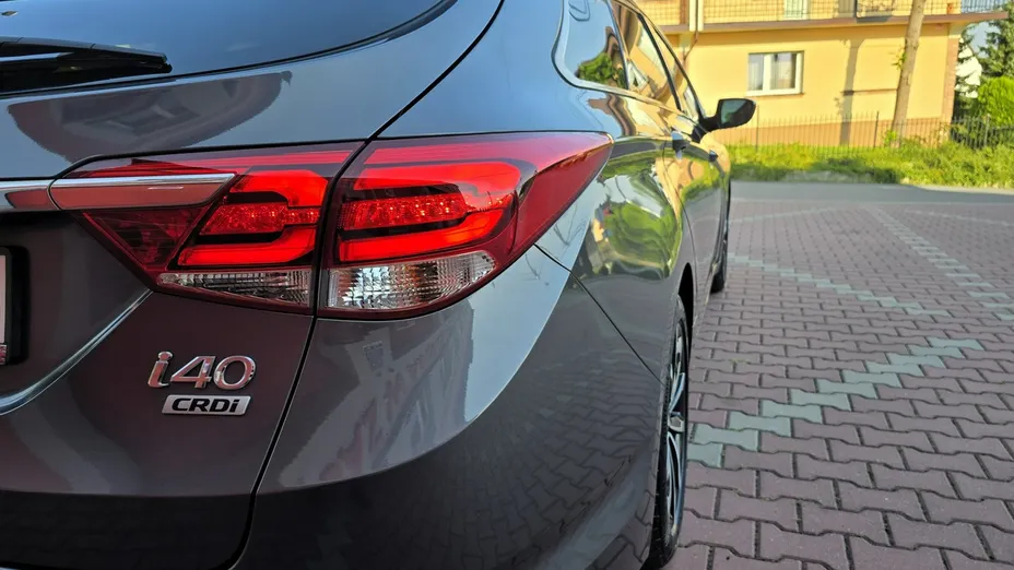 HYUNDAI i40 -
