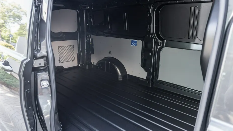 VOLKSWAGEN Transporter -
