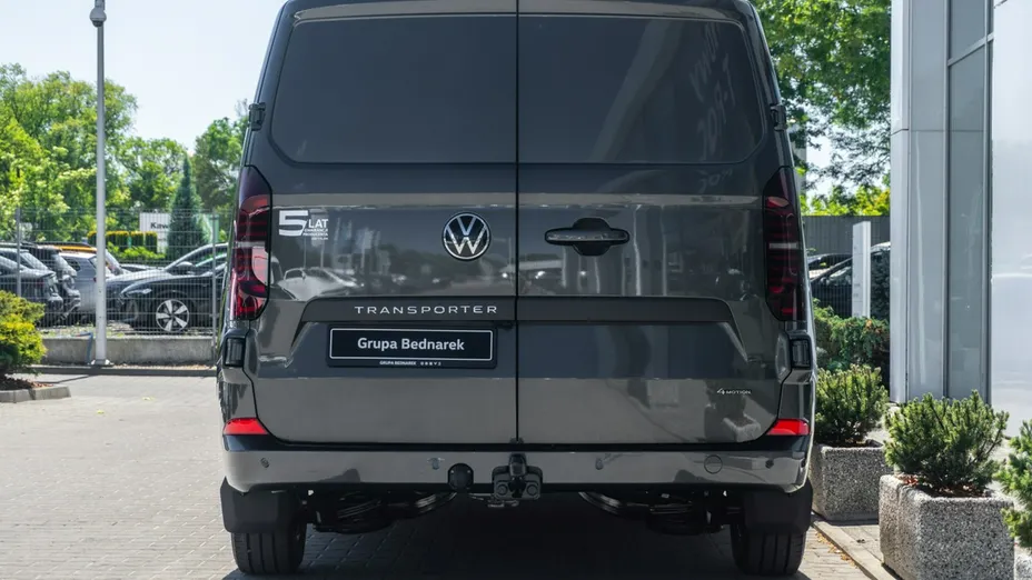 VOLKSWAGEN Transporter -