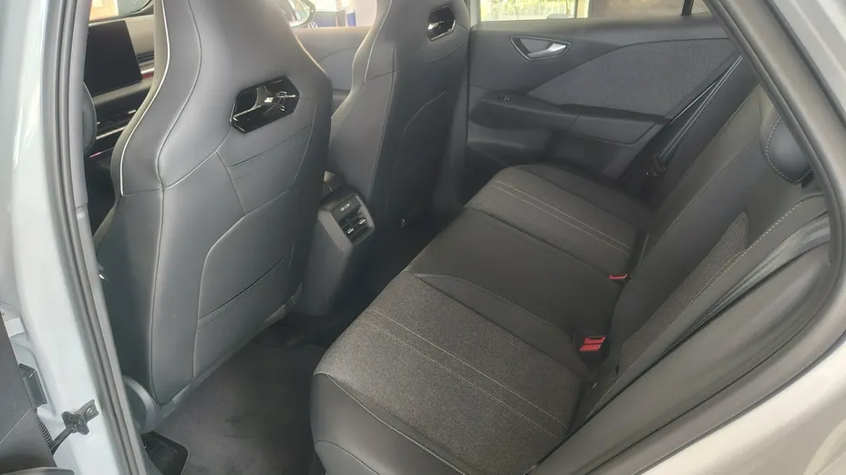 VOLKSWAGEN ID.3 -