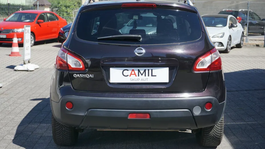 NISSAN Qashqai -