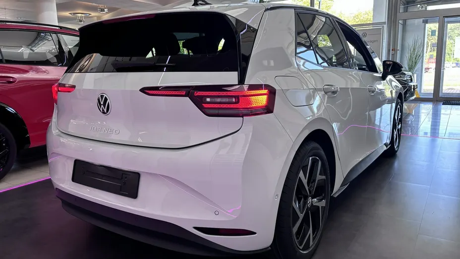 VOLKSWAGEN ID.3 -