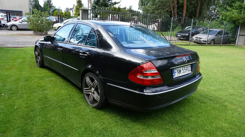 MERCEDES-BENZ E Klasa -