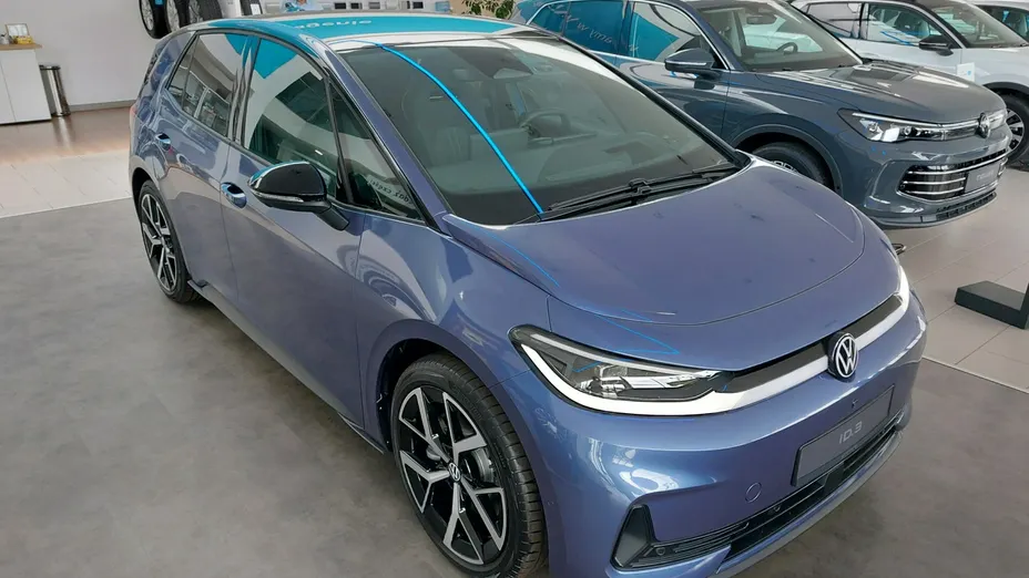 VOLKSWAGEN ID.3 -