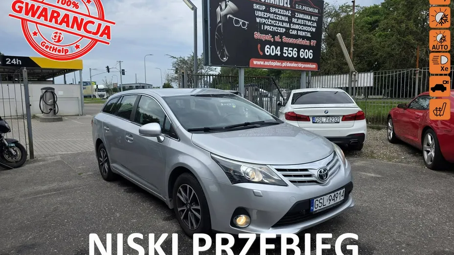 TOYOTA Avensis -