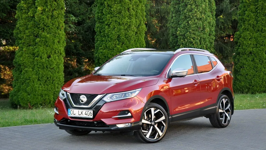 NISSAN Qashqai -