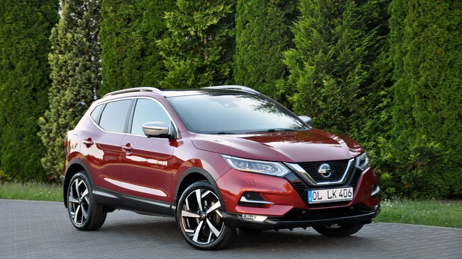 NISSAN Qashqai -