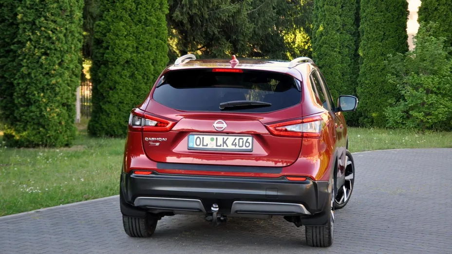 NISSAN Qashqai -