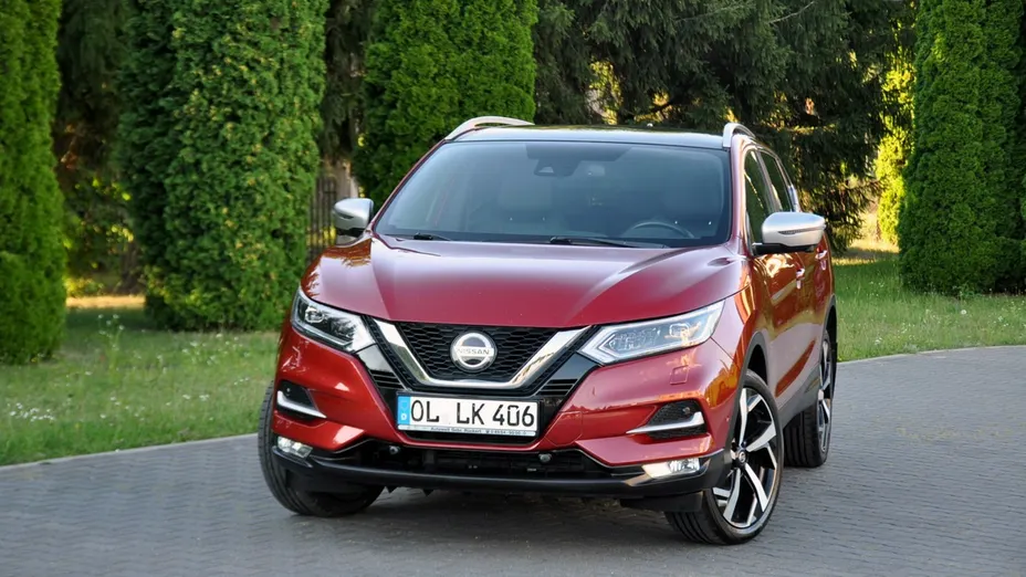 NISSAN Qashqai -