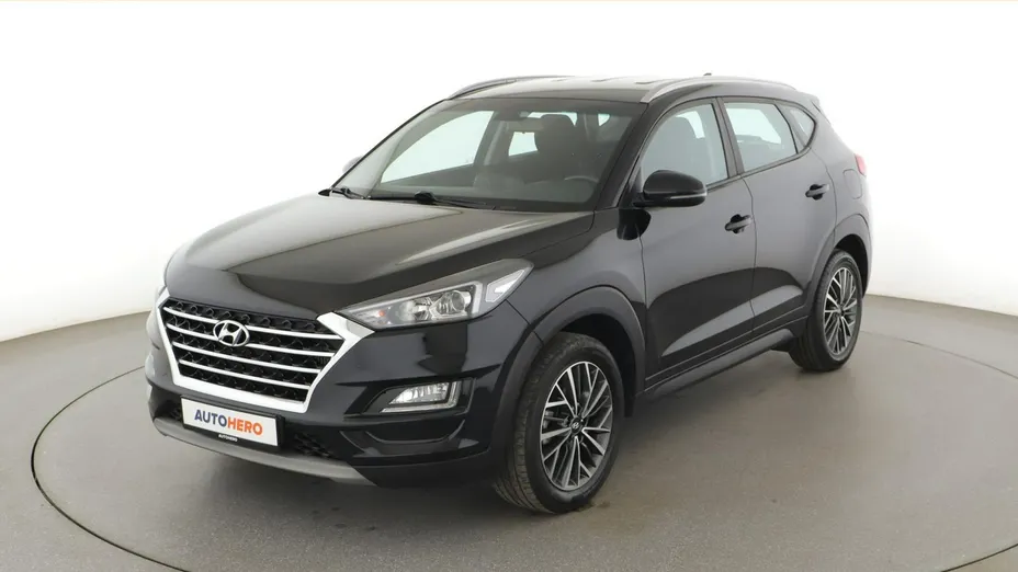 HYUNDAI Tucson -