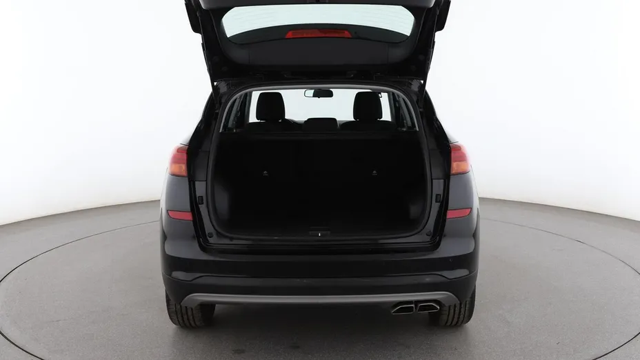 HYUNDAI Tucson -
