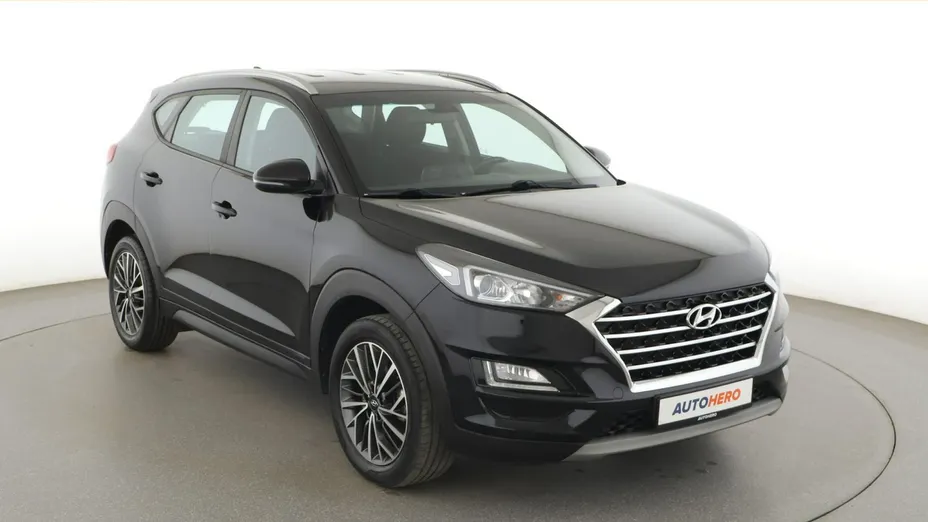 HYUNDAI Tucson -