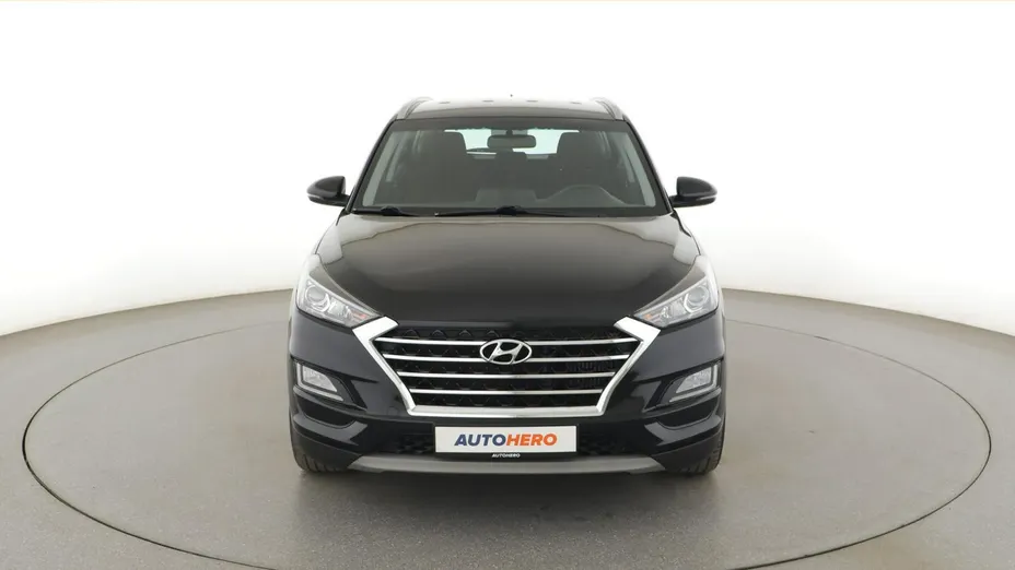 HYUNDAI Tucson -