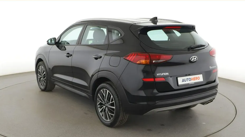 HYUNDAI Tucson -
