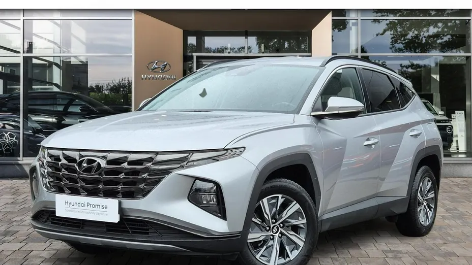 HYUNDAI Tucson -