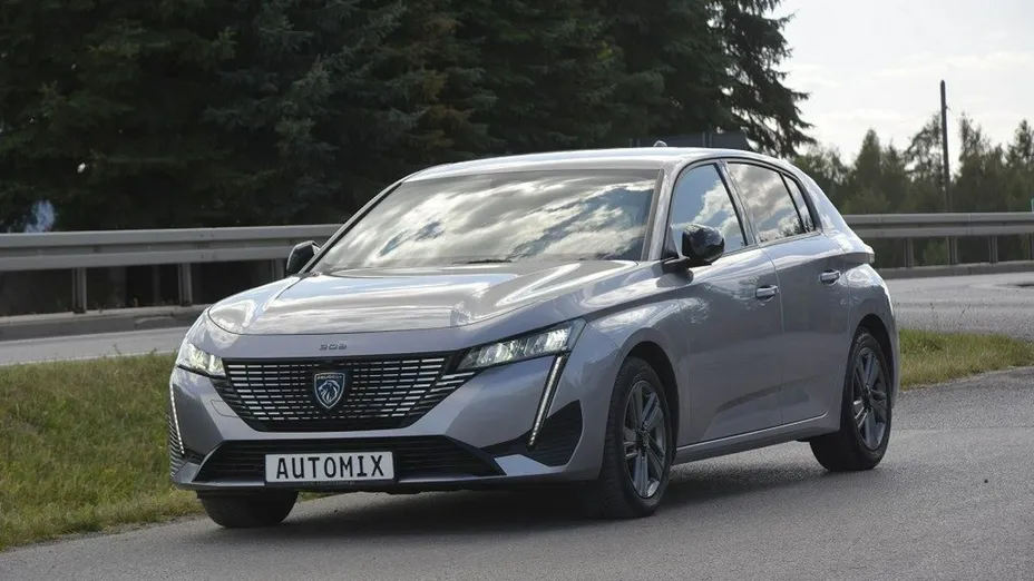 PEUGEOT 308 -