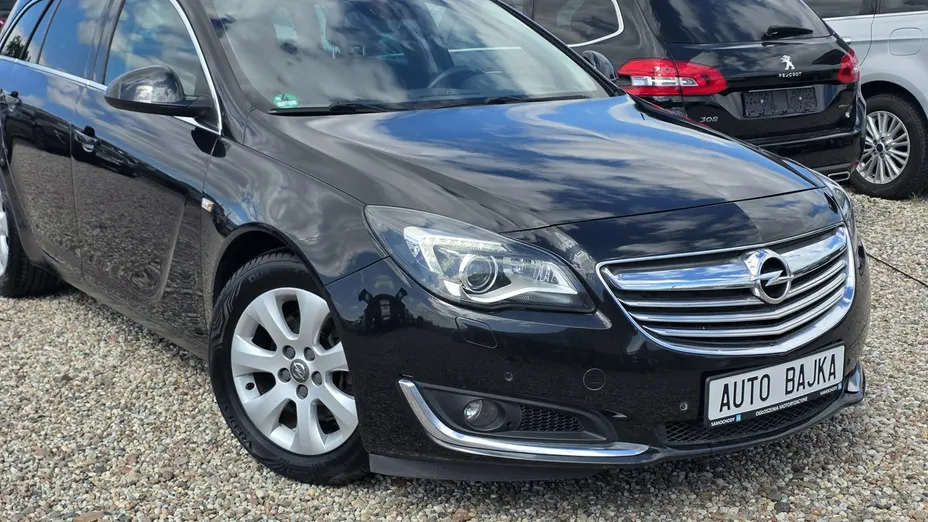 OPEL Insignia -