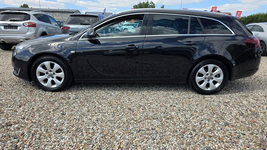 OPEL Insignia -