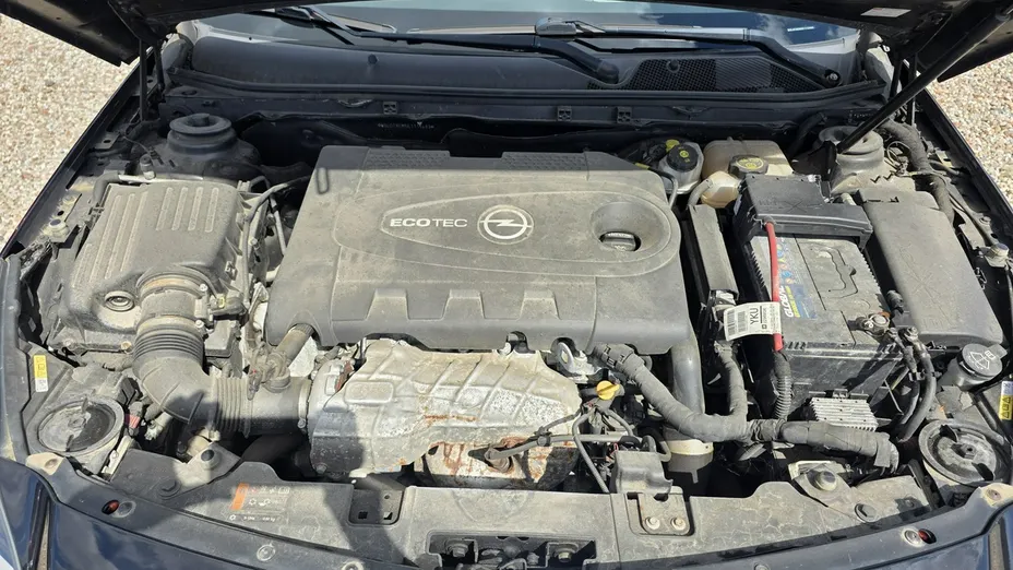 OPEL Insignia -