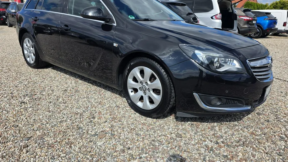 OPEL Insignia -