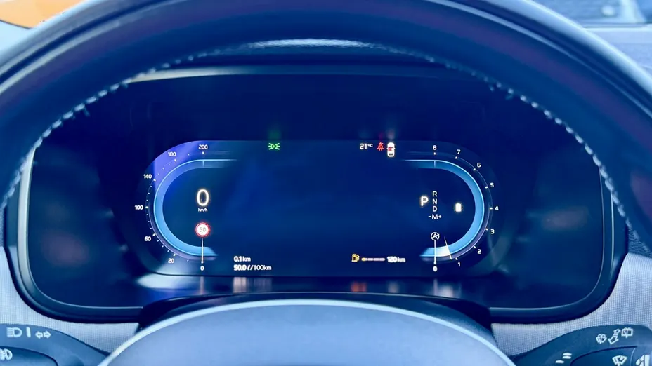 VOLVO V90 -