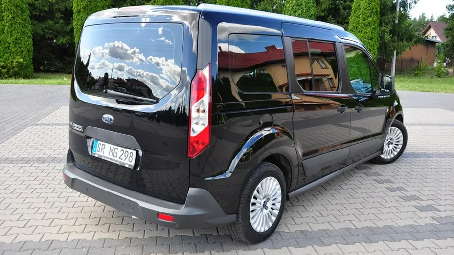 FORD Tourneo Connect -