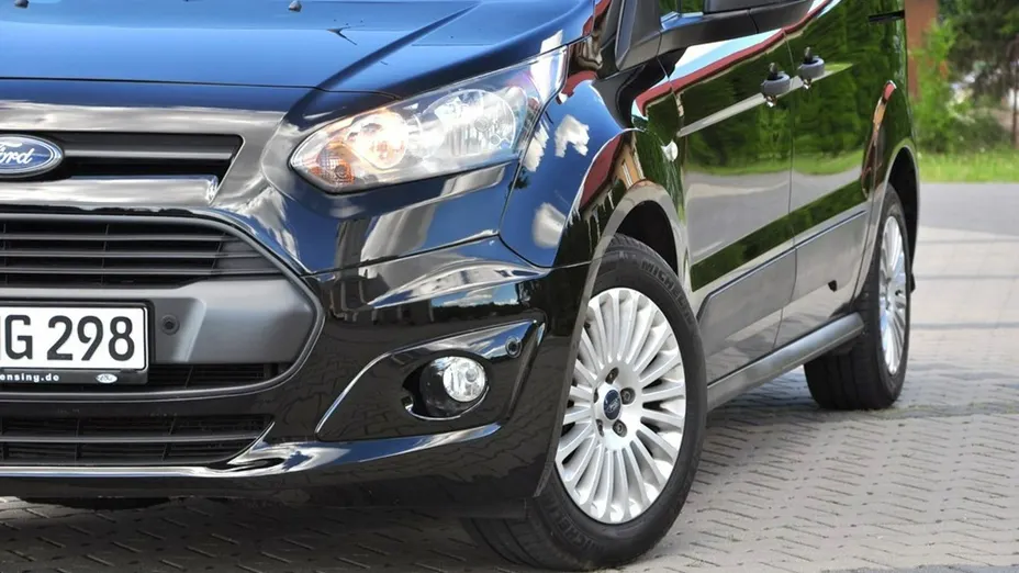 FORD Tourneo Connect -