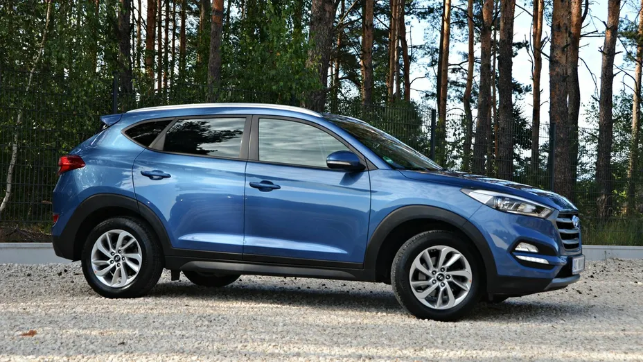 HYUNDAI Tucson -