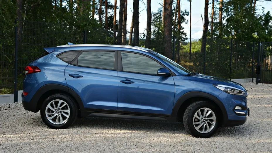 HYUNDAI Tucson -