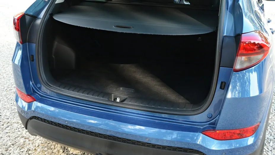 HYUNDAI Tucson -