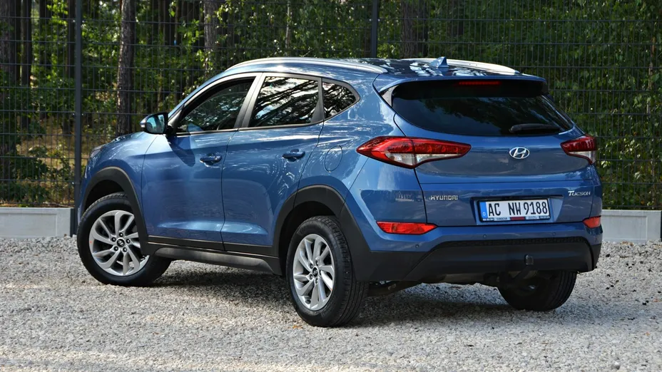 HYUNDAI Tucson -