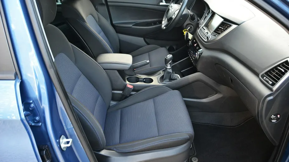 HYUNDAI Tucson -
