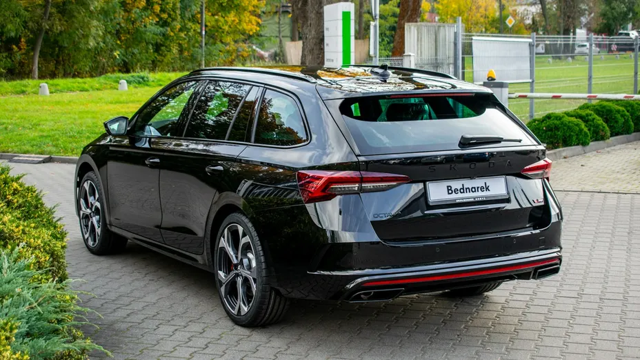SKODA Octavia -