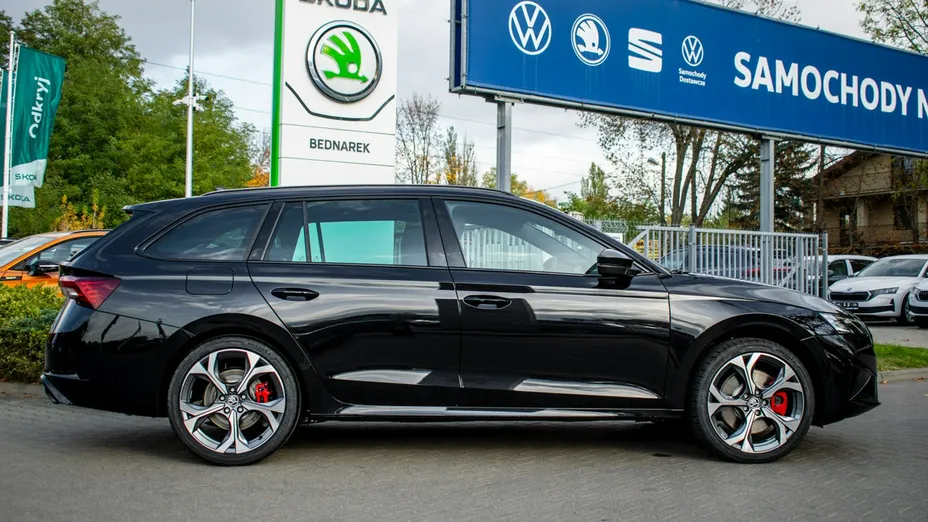 SKODA Octavia -