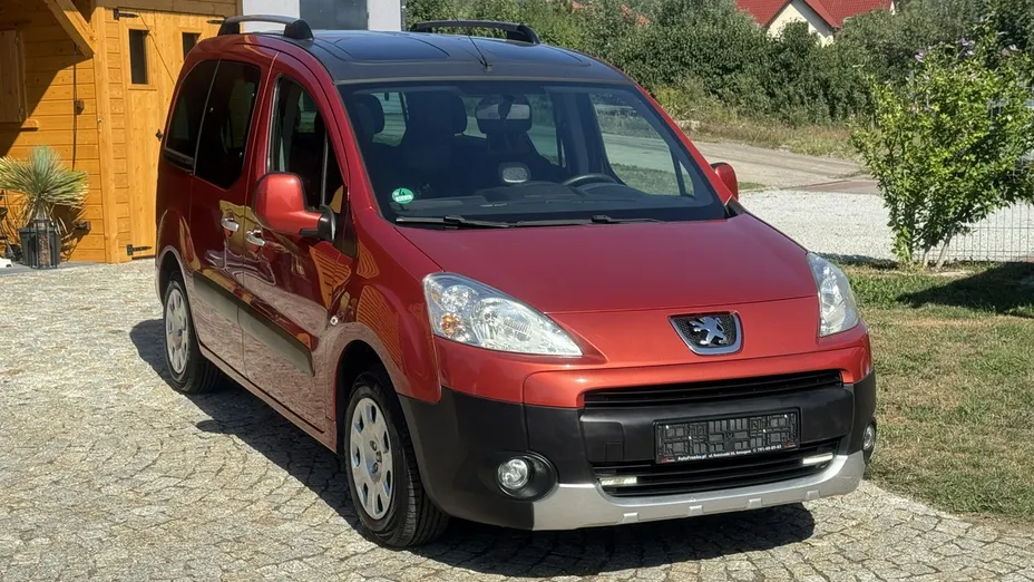 PEUGEOT Partner -