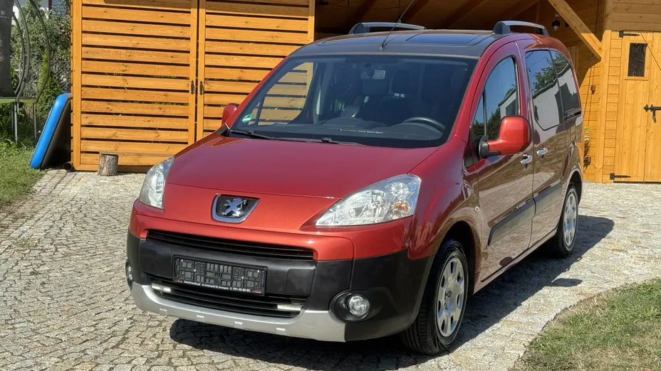 PEUGEOT Partner -