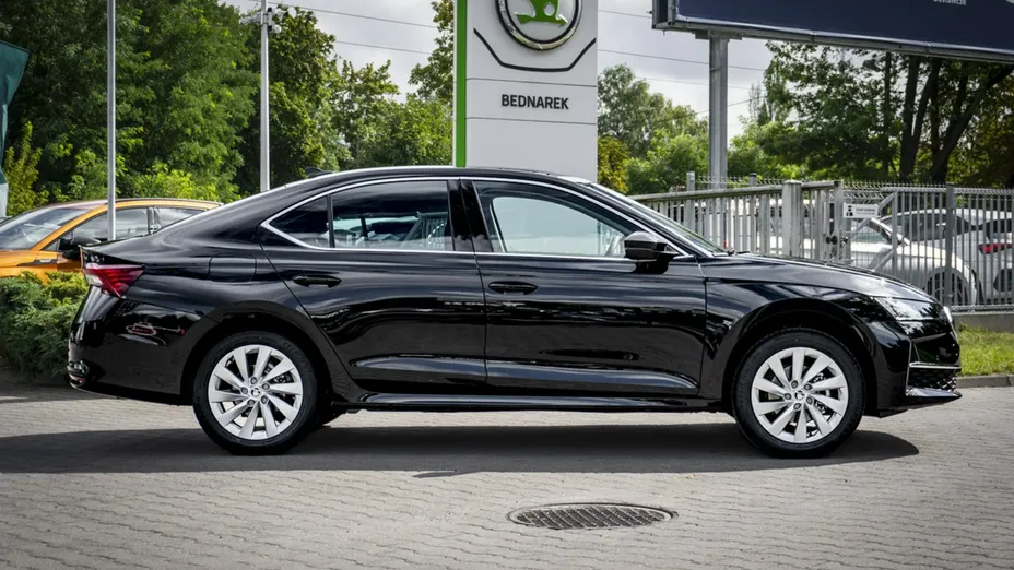 SKODA Octavia -