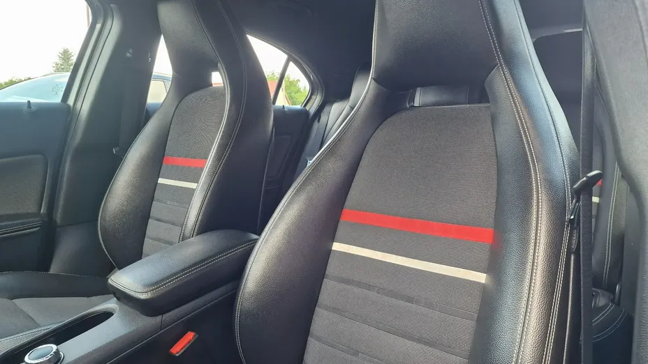 MERCEDES-BENZ A Klasa -