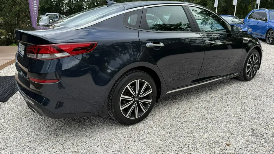 KIA Optima -