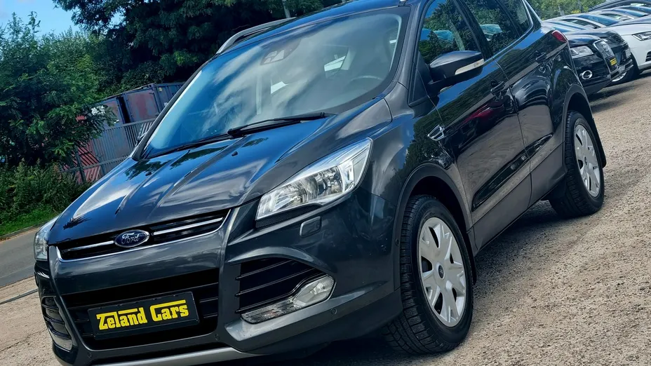 FORD Kuga -