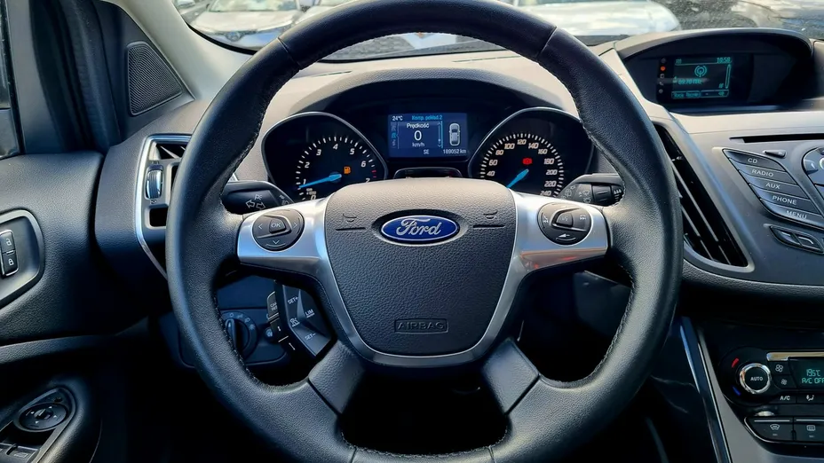 FORD Kuga -