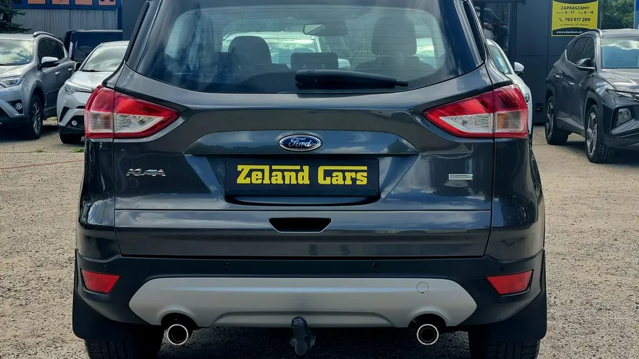 FORD Kuga -