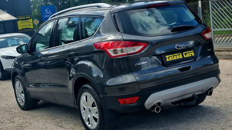 FORD Kuga -