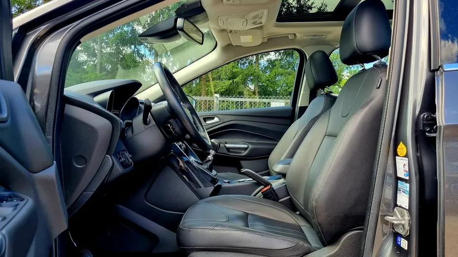 FORD Kuga -